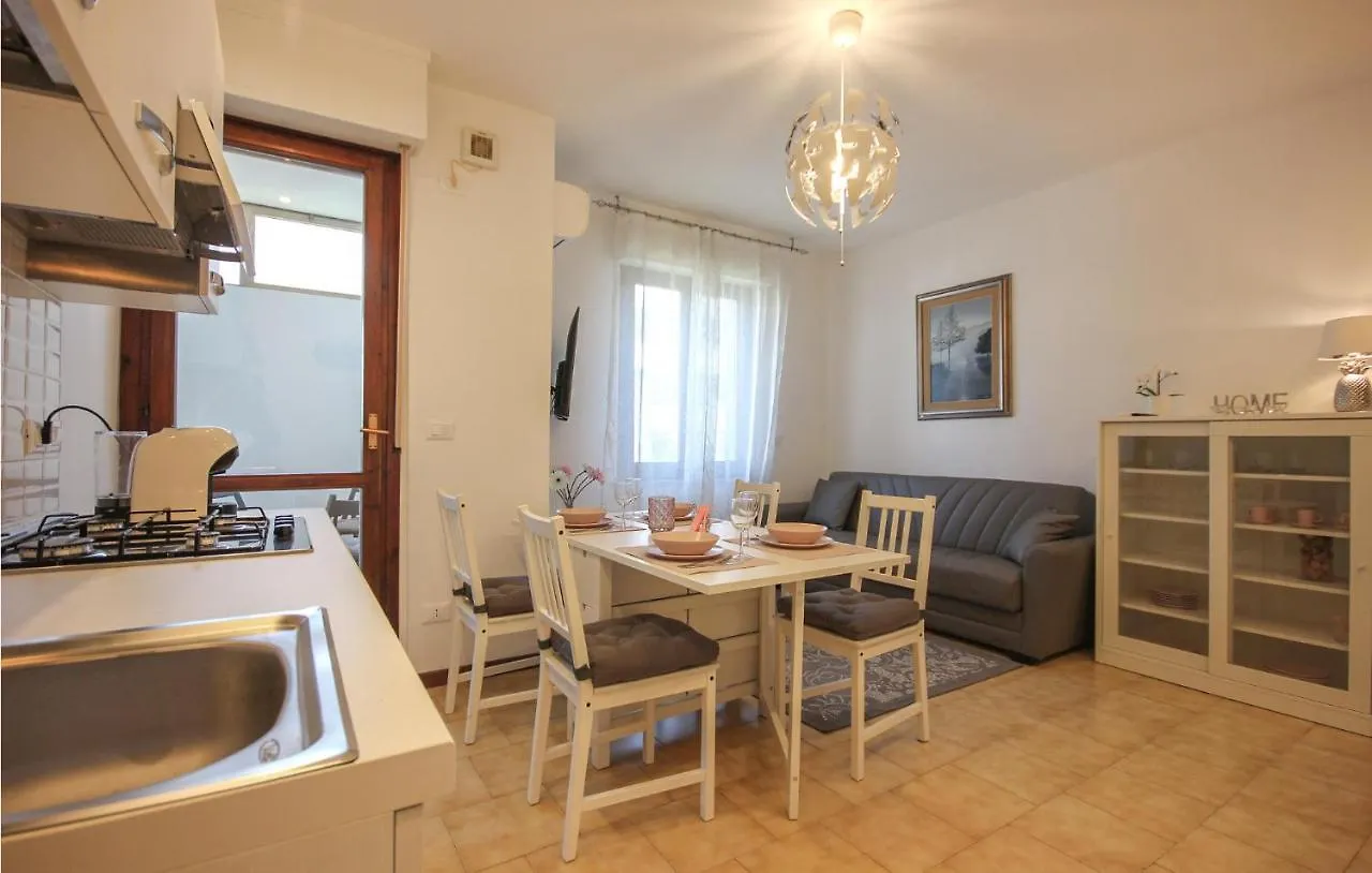 Awesome Apartment In Quartu Santelena With Wifi Quartu SantʼElena 0*,  Olaszország